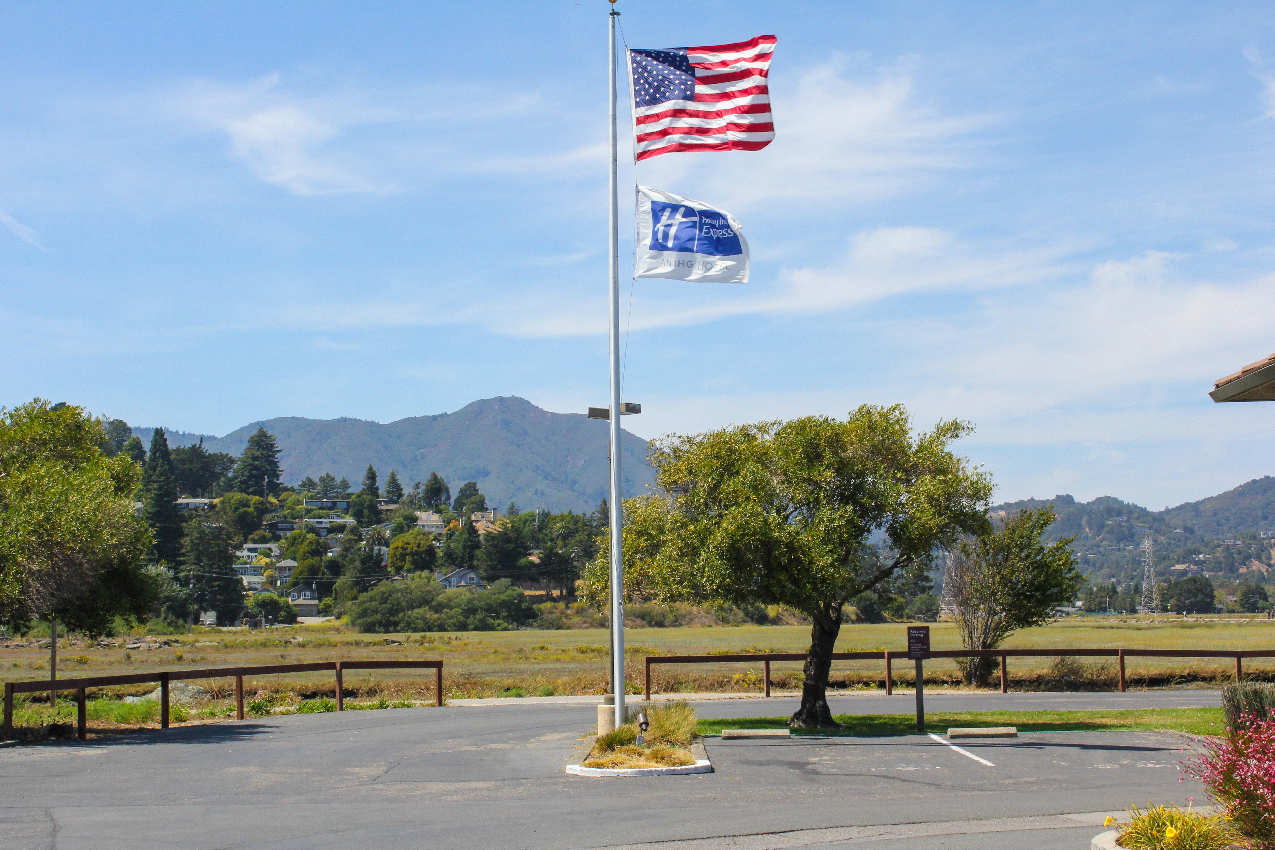 Holiday Inn Express Mill Valley San Francisco Area By Ihg Exteriör bild